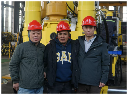 Servicios de supervisión de fabricación