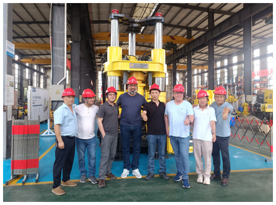 Servicios de supervisión de fabricación